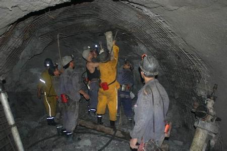 江安工程爆破中的危险因素分析以及应对工程爆破危险的措施